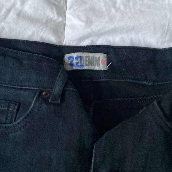 ⭐️3/20$ - Black Distressed Jeans - Picture 4 of 6